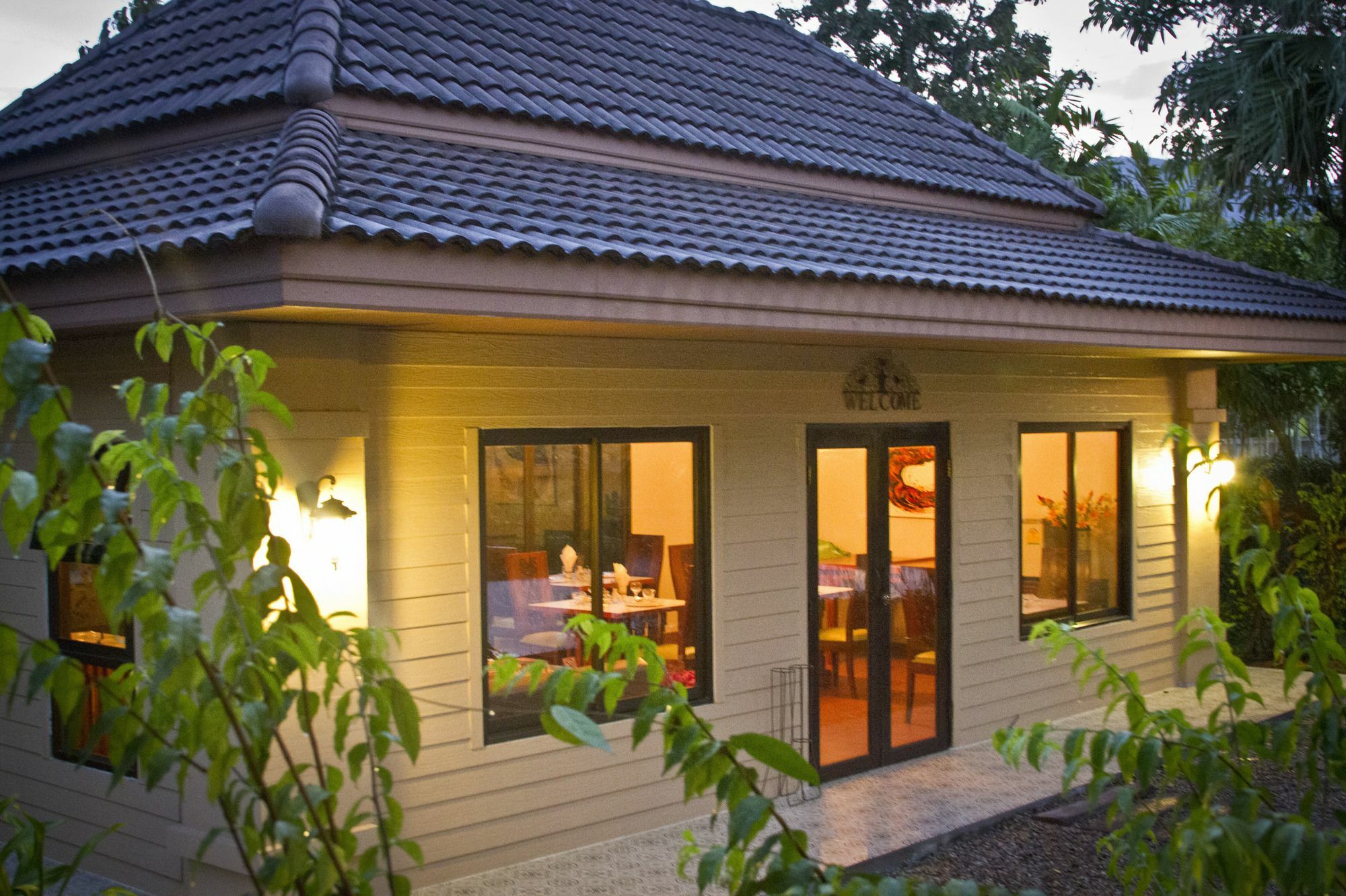 Calvary Home Mae Rim Exteriör bild